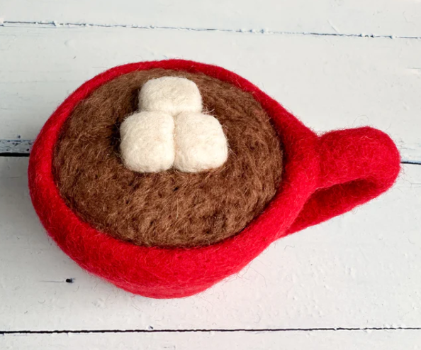 Figurine et objets en feutre / Sewing Seeds Play