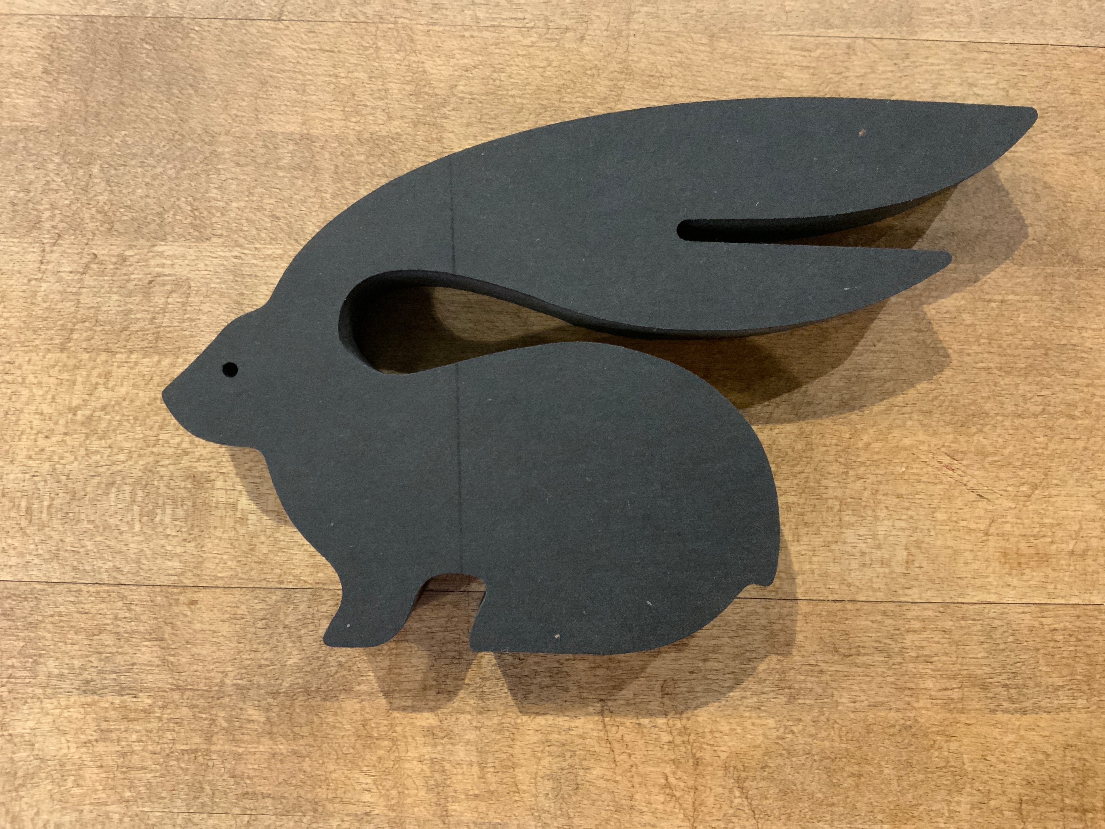 Animaux en bois noir + pochettes / Barbara Jacques - Province iconique
